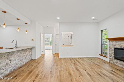 413 Hampton Place Boulevard Troy NY 12180
