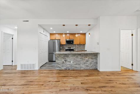 413 Hampton Place Boulevard Troy NY 12180
