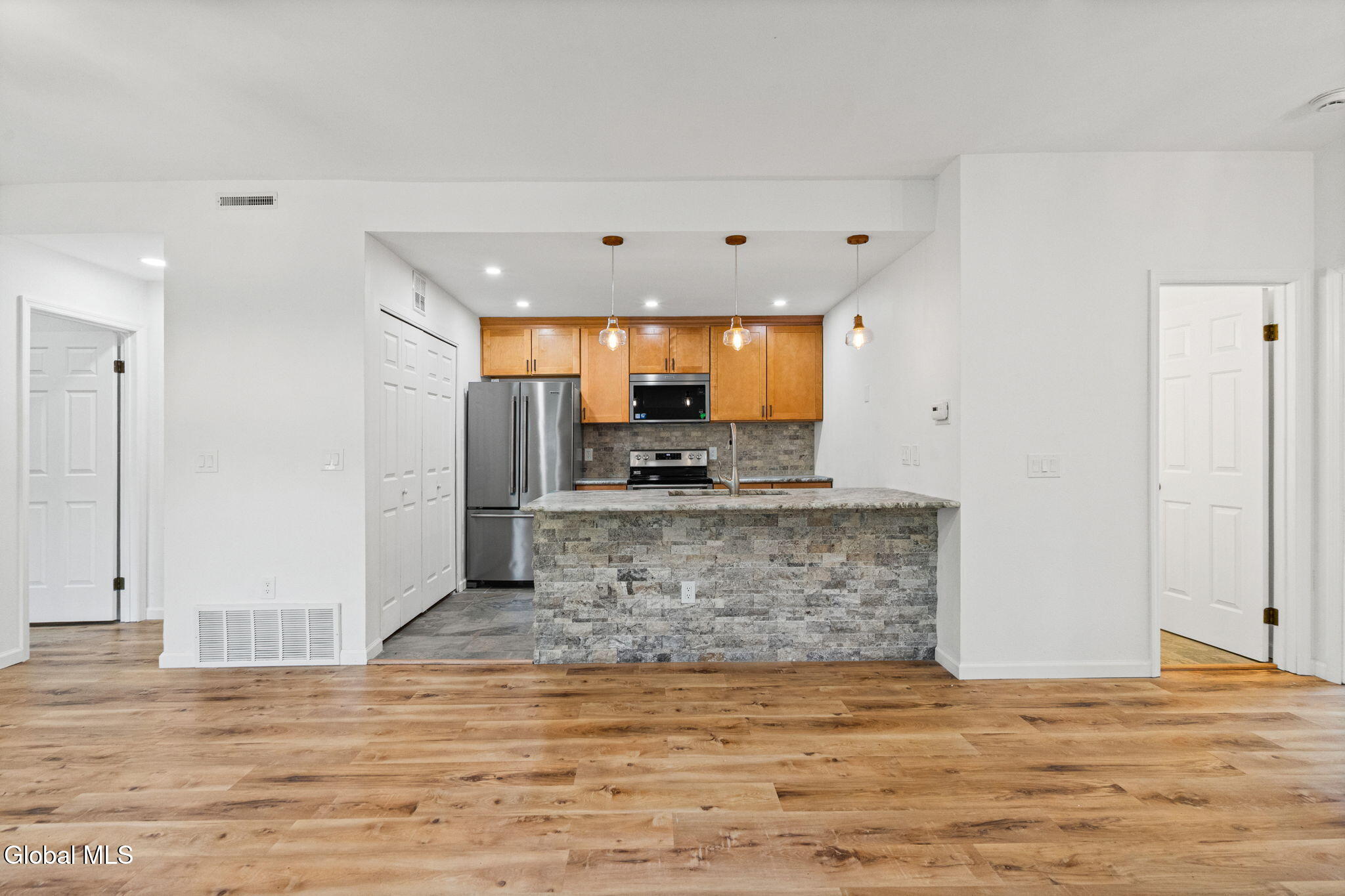 413 Hampton Place Boulevard Troy NY 12180