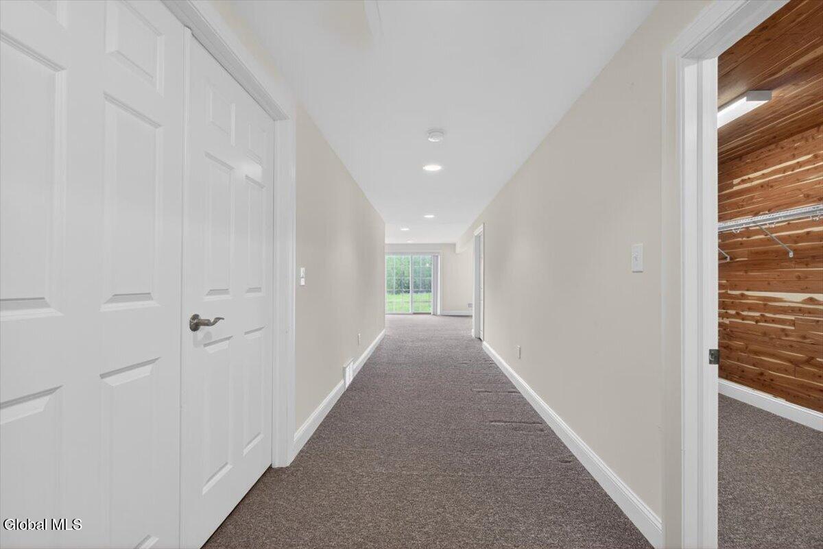 92 Lorenzo Drive Troy NY 12180