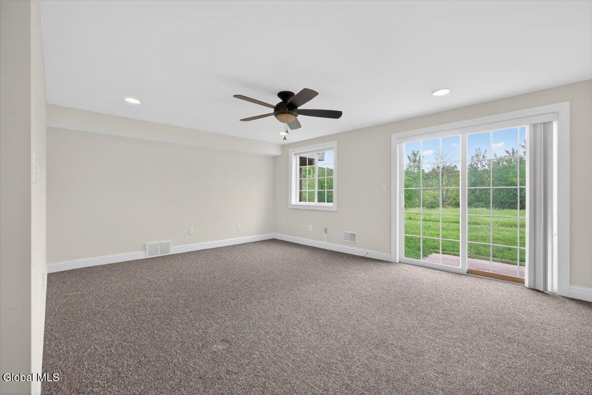 92 Lorenzo Drive Troy NY 12180