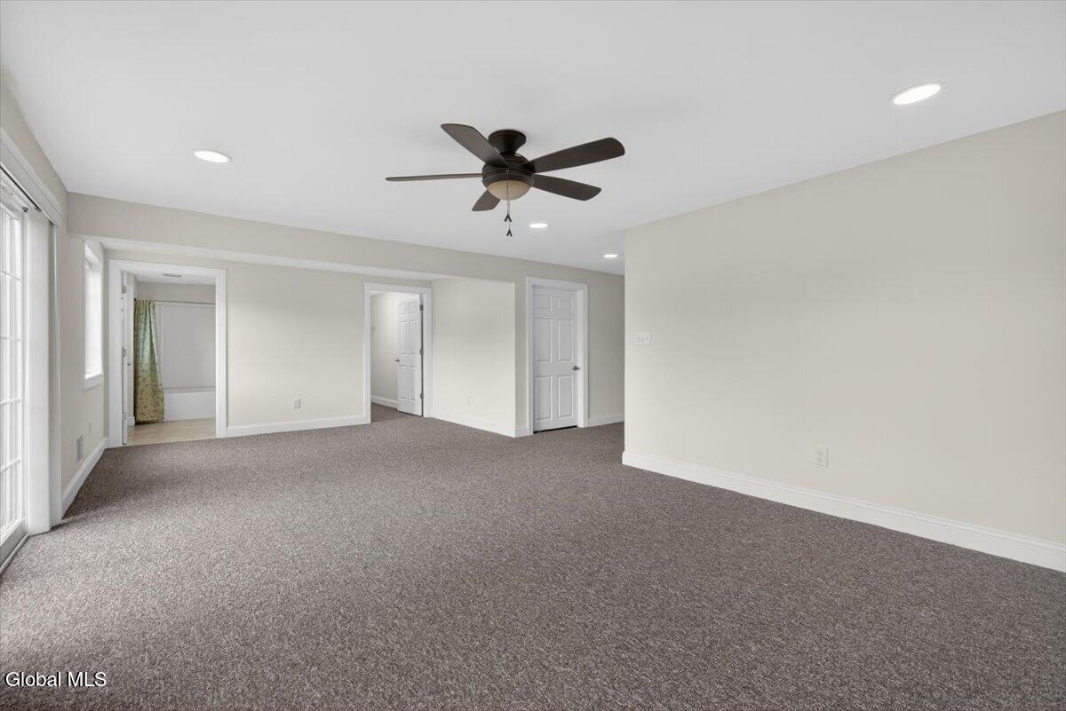 92 Lorenzo Drive Troy NY 12180