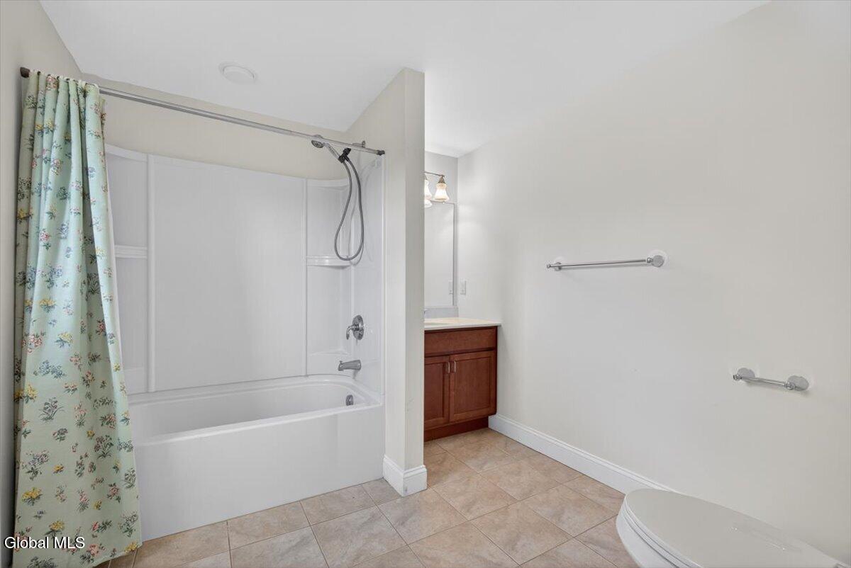 92 Lorenzo Drive Troy NY 12180