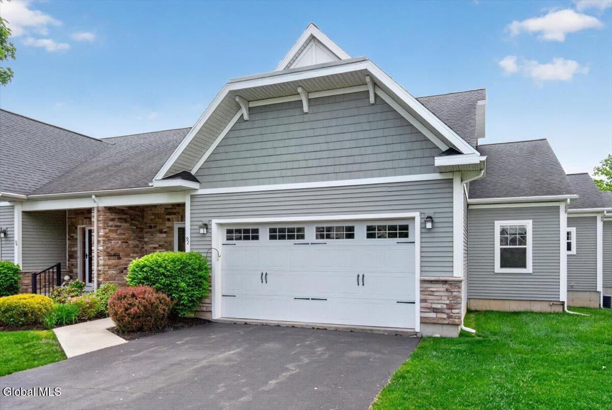 92 Lorenzo Drive Troy NY 12180