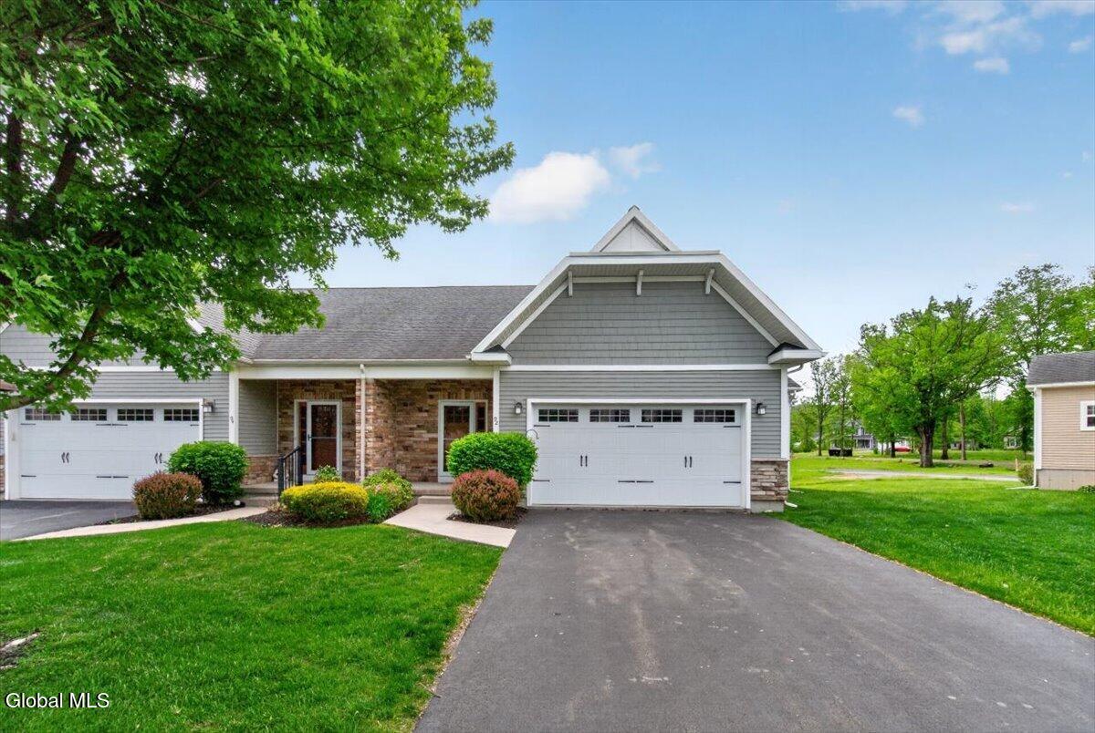 92 Lorenzo Drive Troy NY 12180
