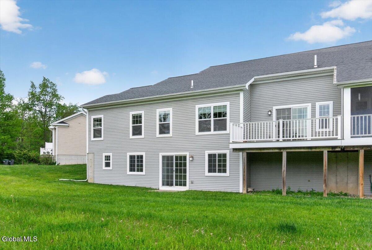92 Lorenzo Drive Troy NY 12180