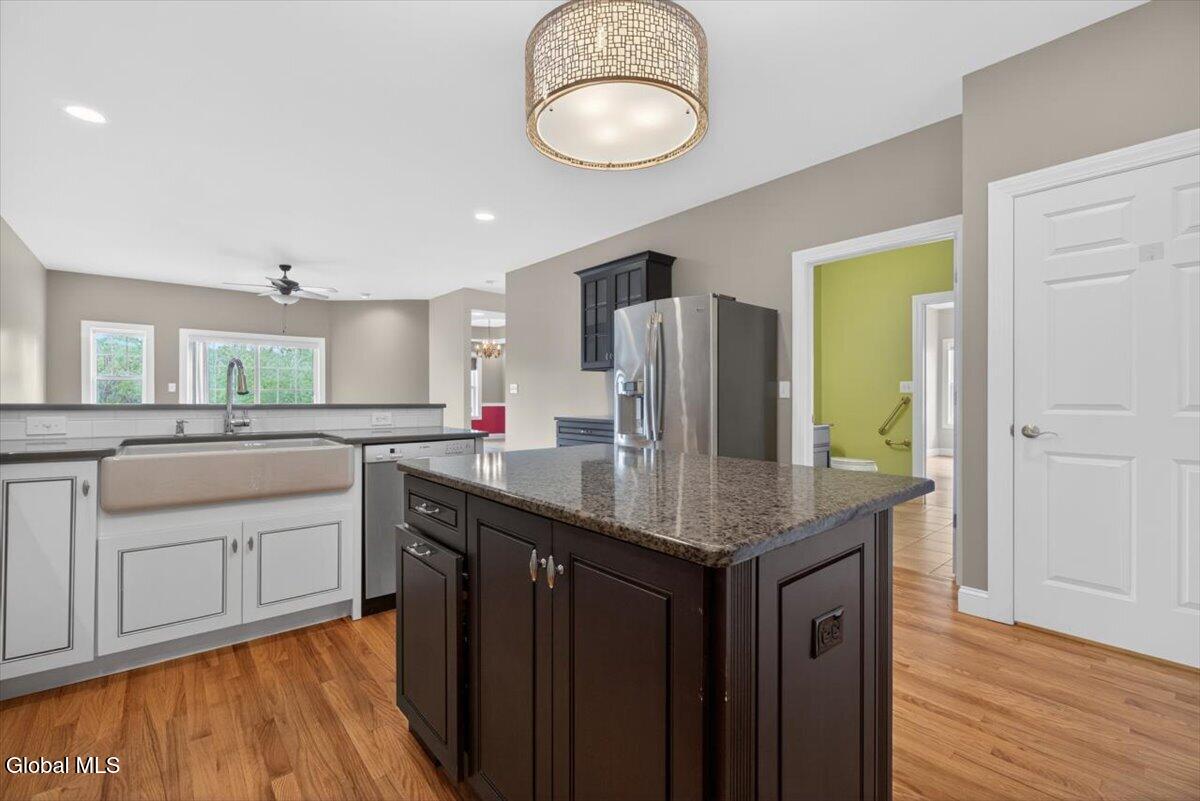 92 Lorenzo Drive Troy NY 12180