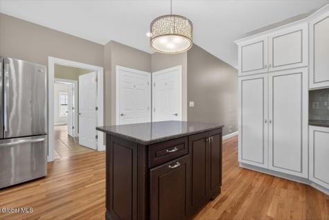 92 Lorenzo Drive Troy NY 12180