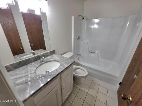 32 Old Coach Road Clifton Park NY 12065
