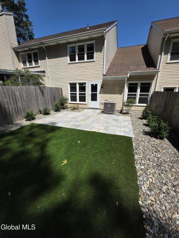 32 Old Coach Road Clifton Park NY 12065