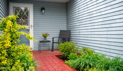 92 Commonwealth Drive Glenmont NY 12077