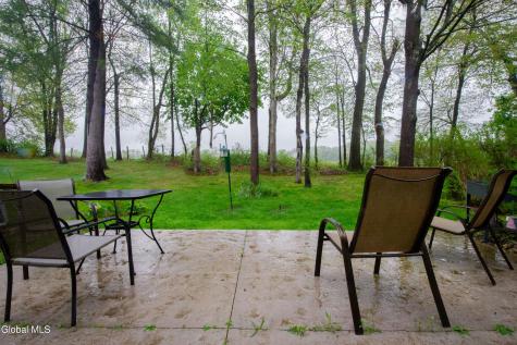 92 Commonwealth Drive Glenmont NY 12077