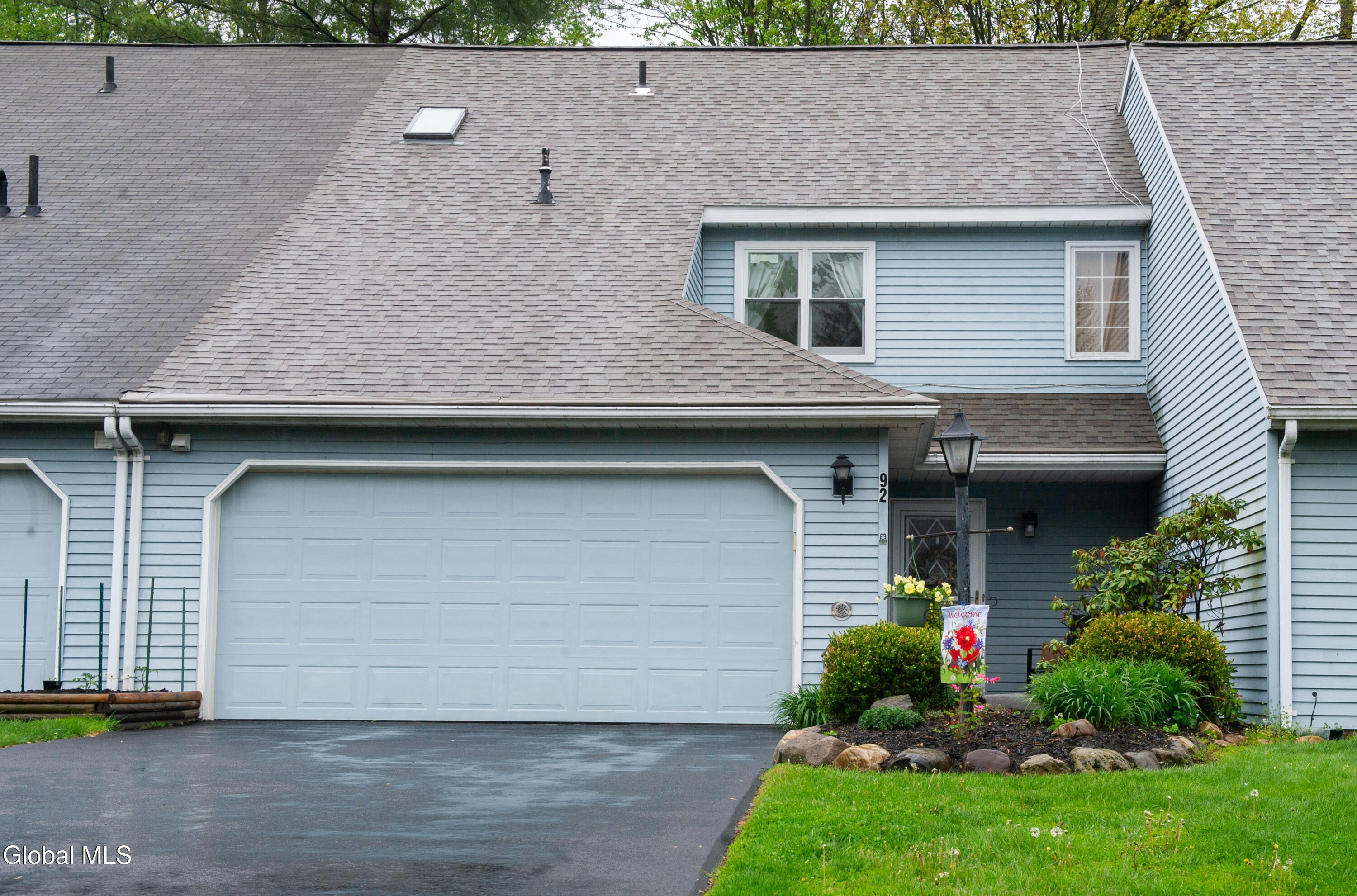 92 Commonwealth Drive Glenmont NY 12077