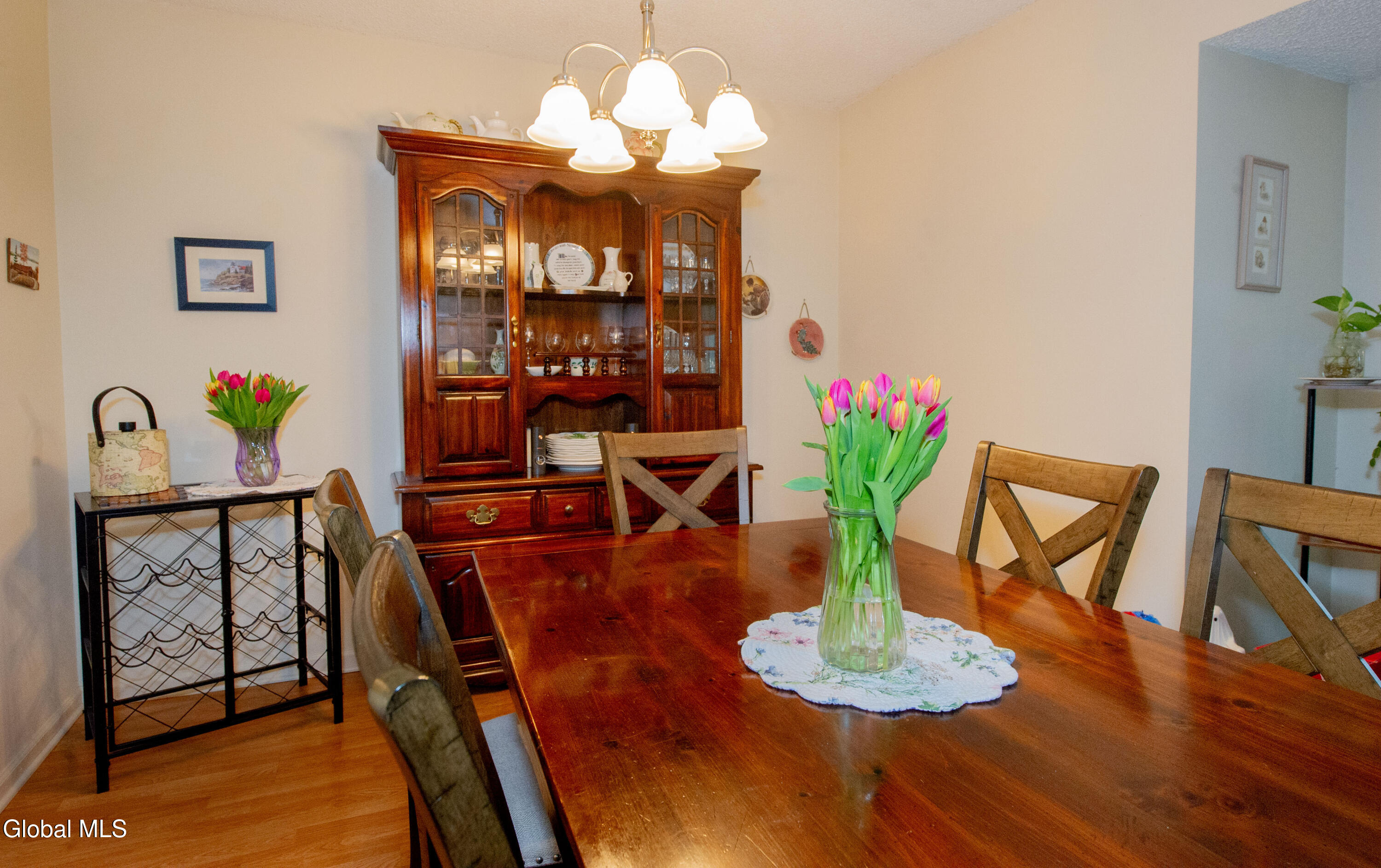 92 Commonwealth Drive Glenmont NY 12077