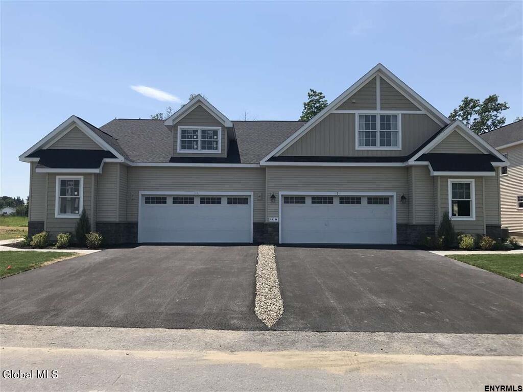 4 Boggs Street Mechanicville NY 12118