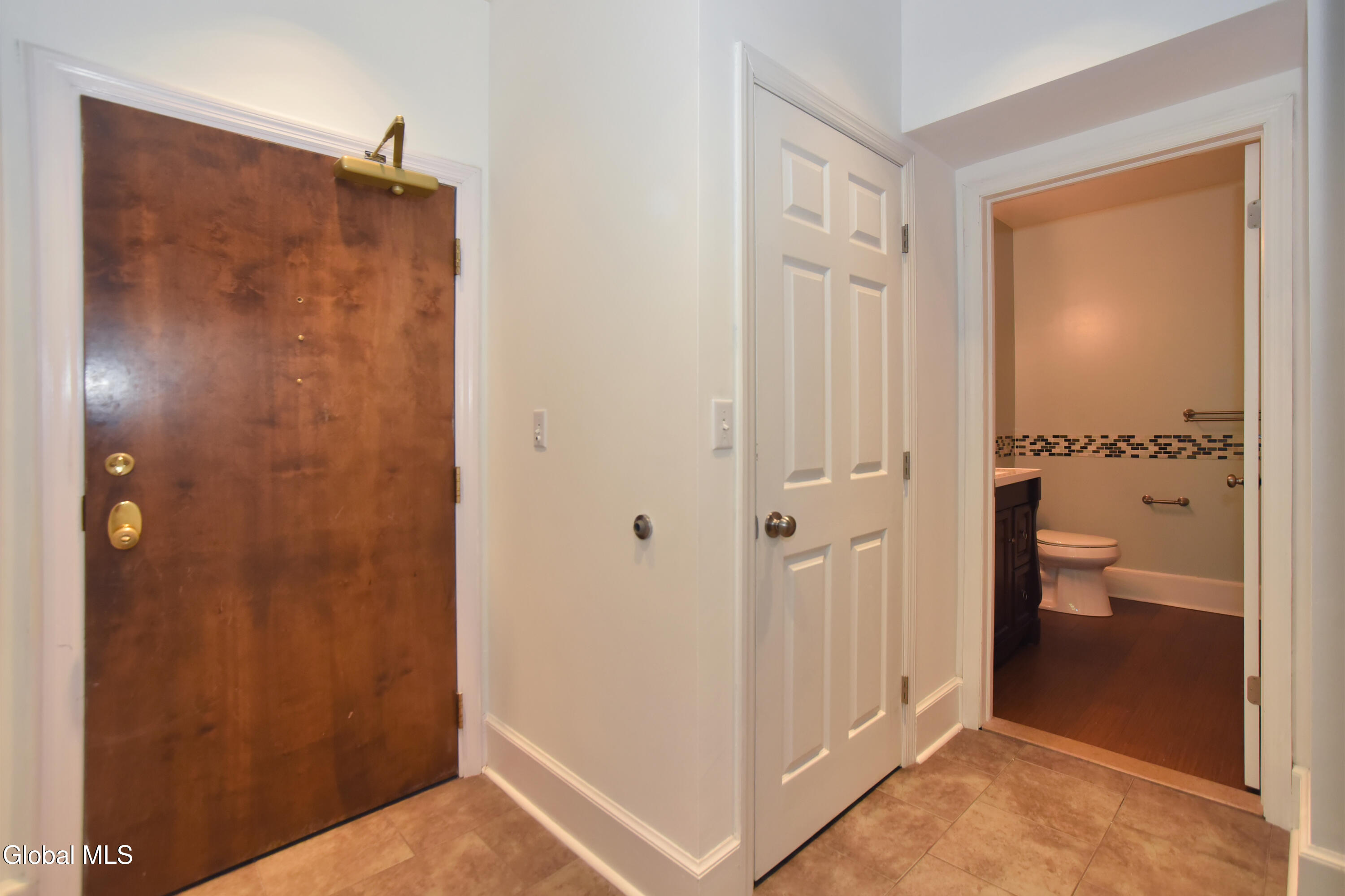 137 Front Street Schenectady NY 12305
