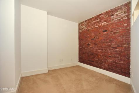 137 Front Street Schenectady NY 12305
