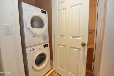 137 Front Street Schenectady NY 12305