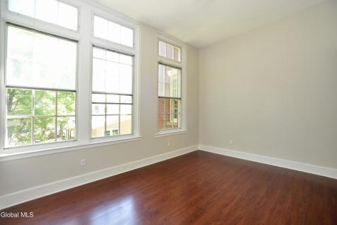 137 Front Street Schenectady NY 12305