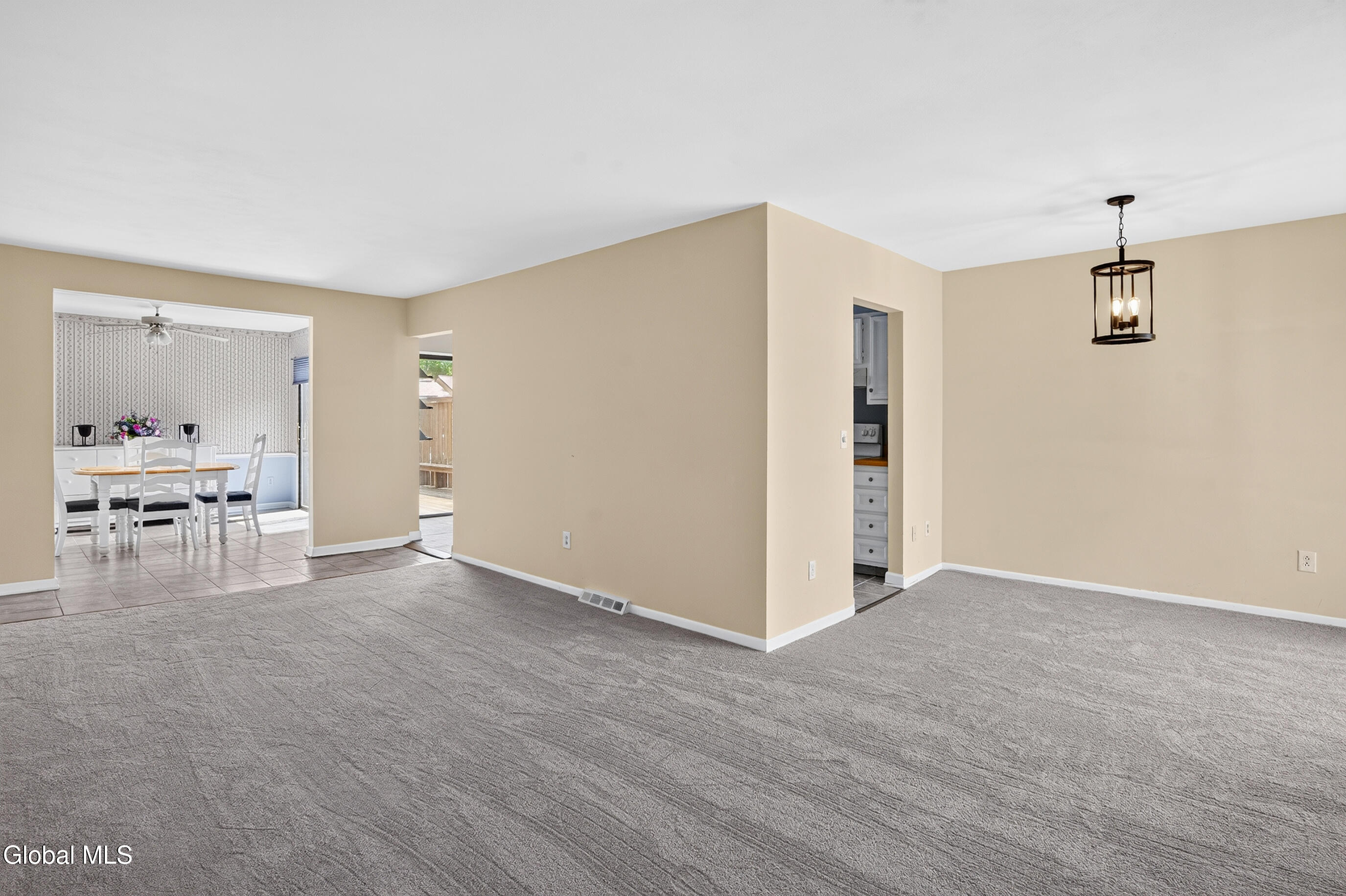 901 Huntington Court East Greenbush NY 12061