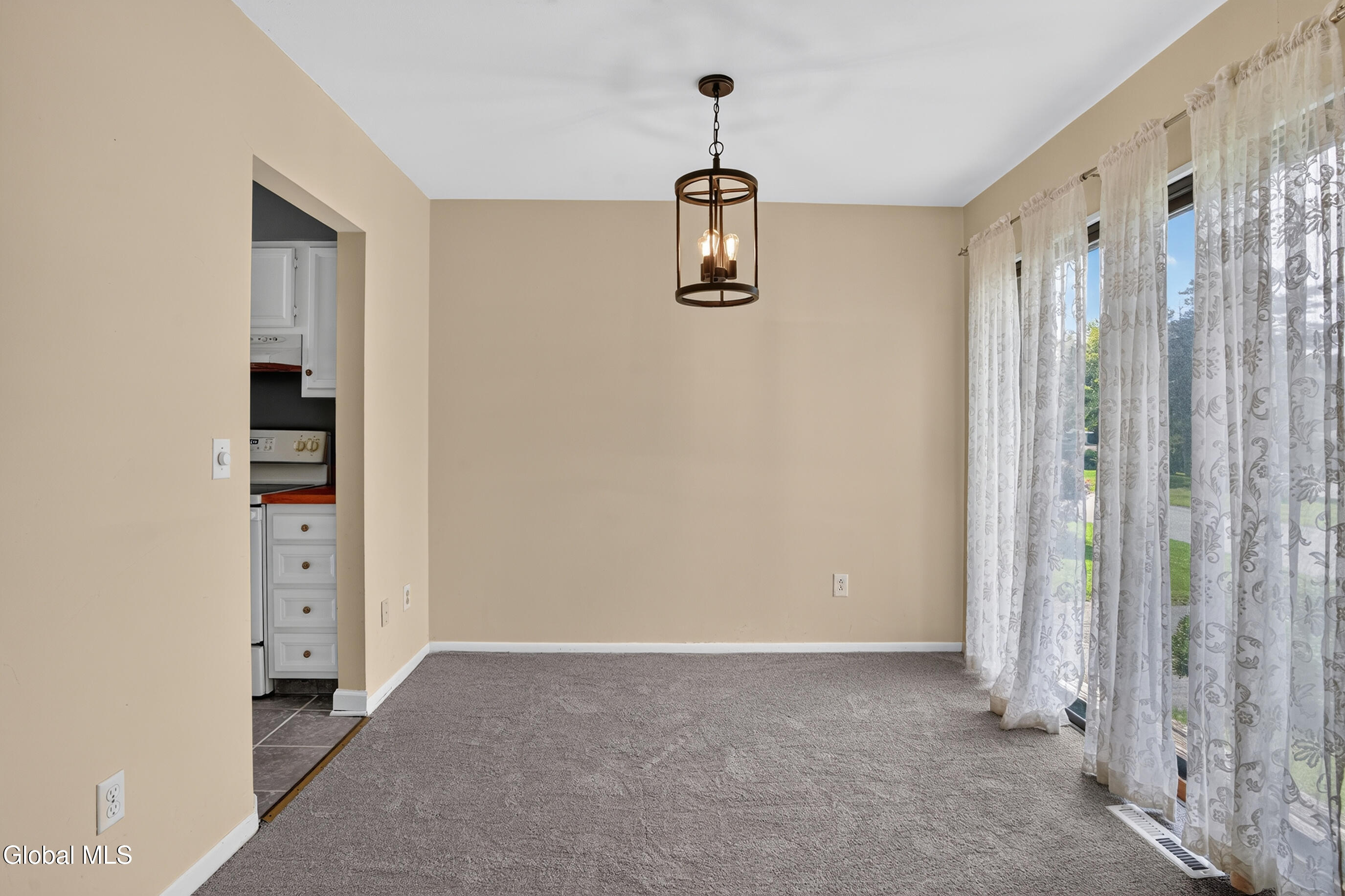 901 Huntington Court East Greenbush NY 12061