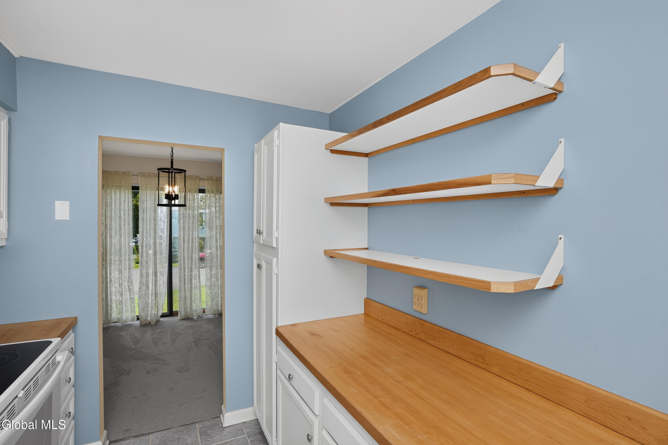 901 Huntington Court East Greenbush NY 12061