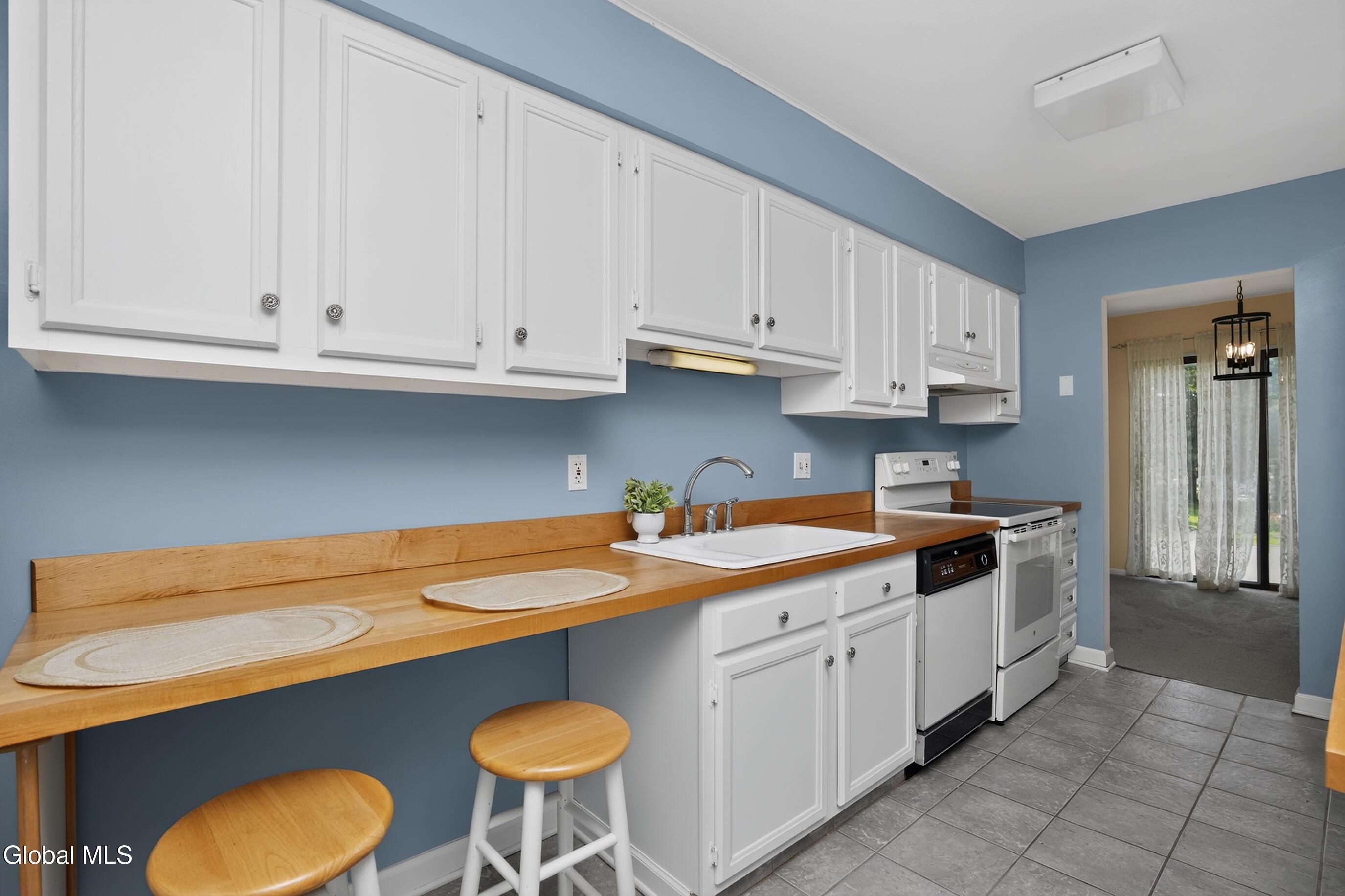901 Huntington Court East Greenbush NY 12061