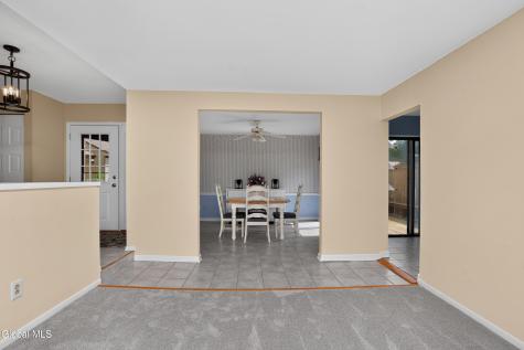 901 Huntington Court East Greenbush NY 12061