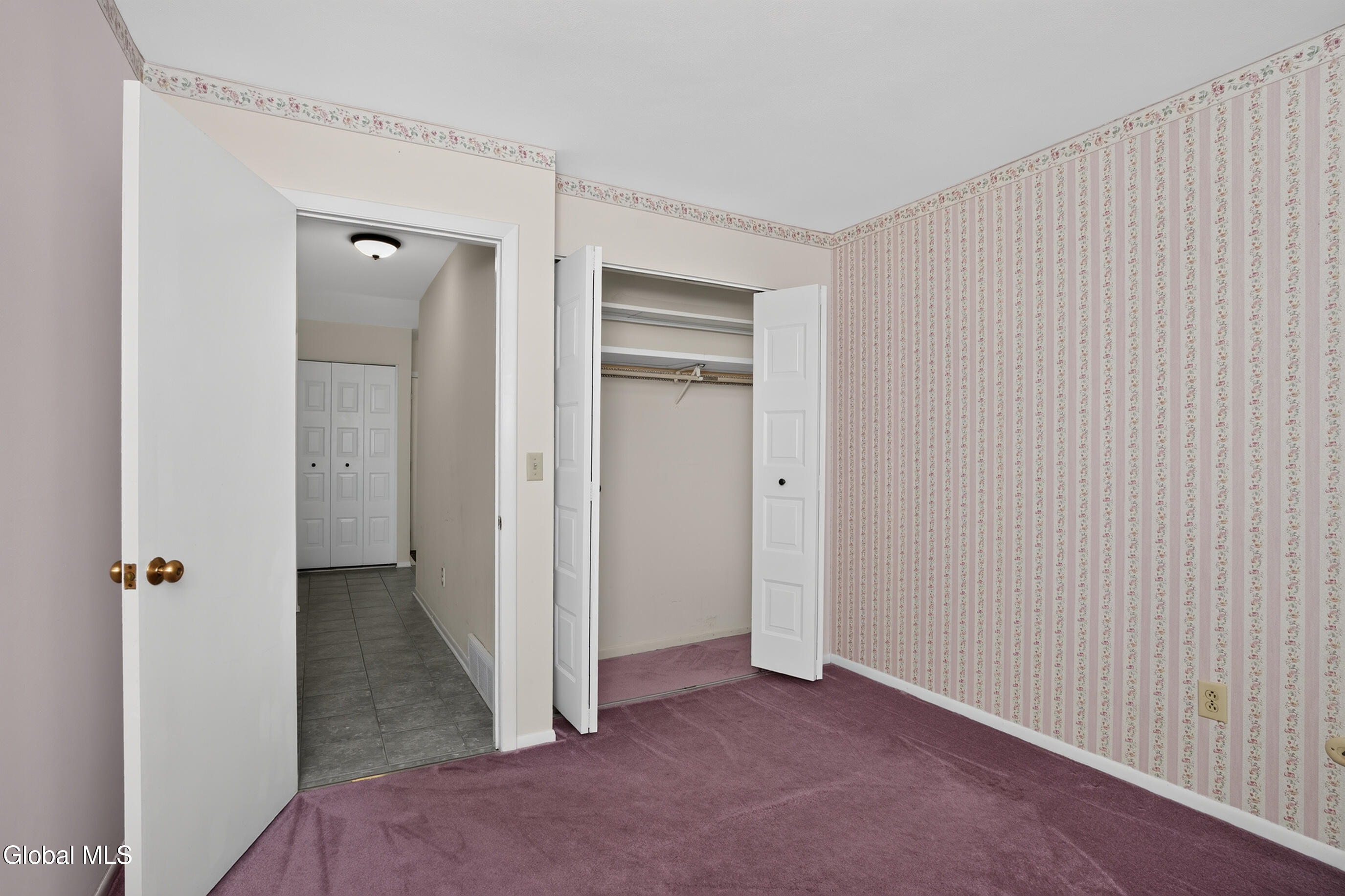 901 Huntington Court East Greenbush NY 12061