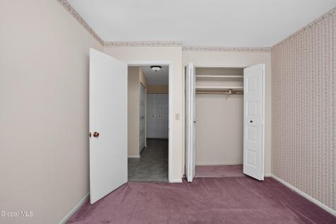 901 Huntington Court East Greenbush NY 12061