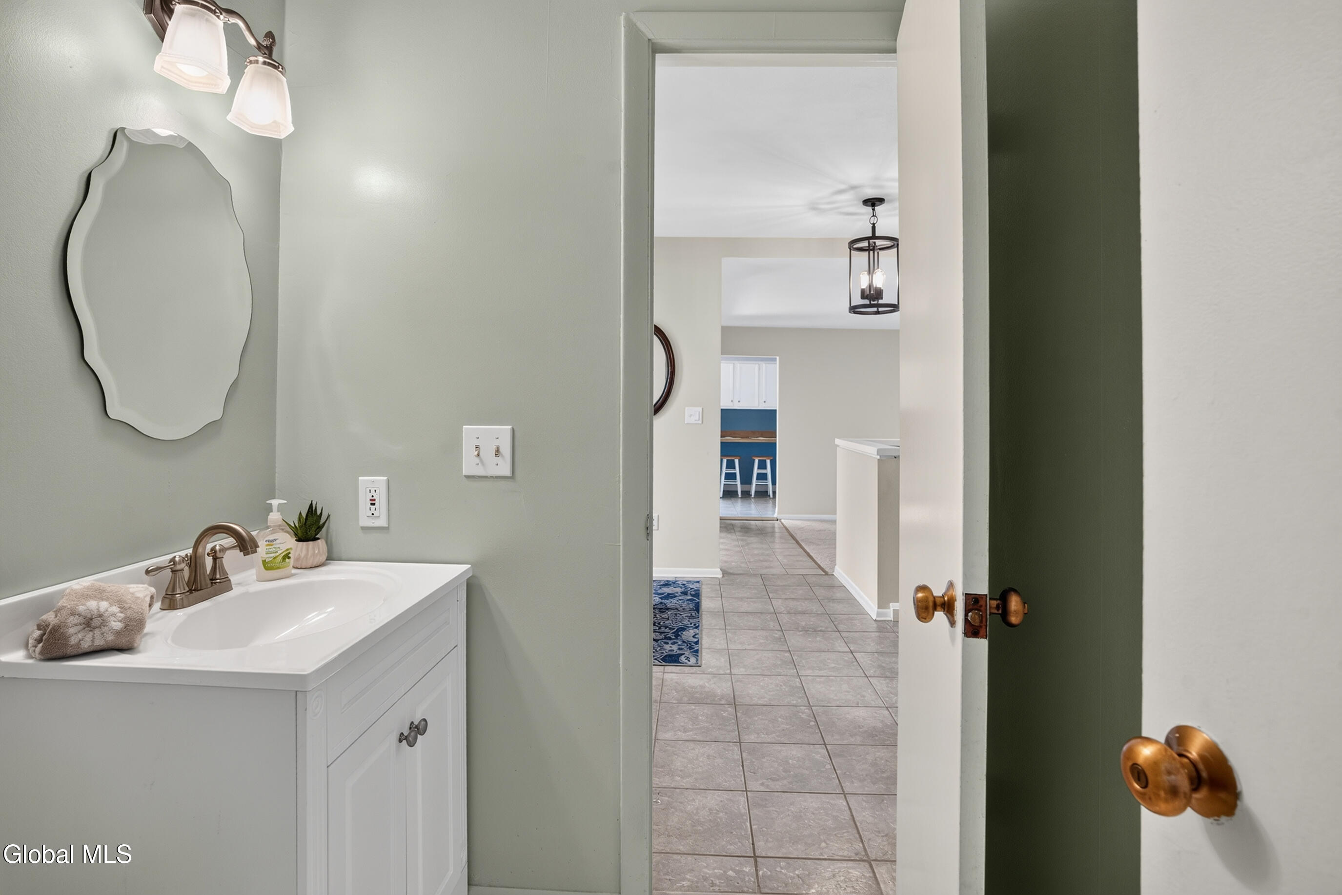 901 Huntington Court East Greenbush NY 12061
