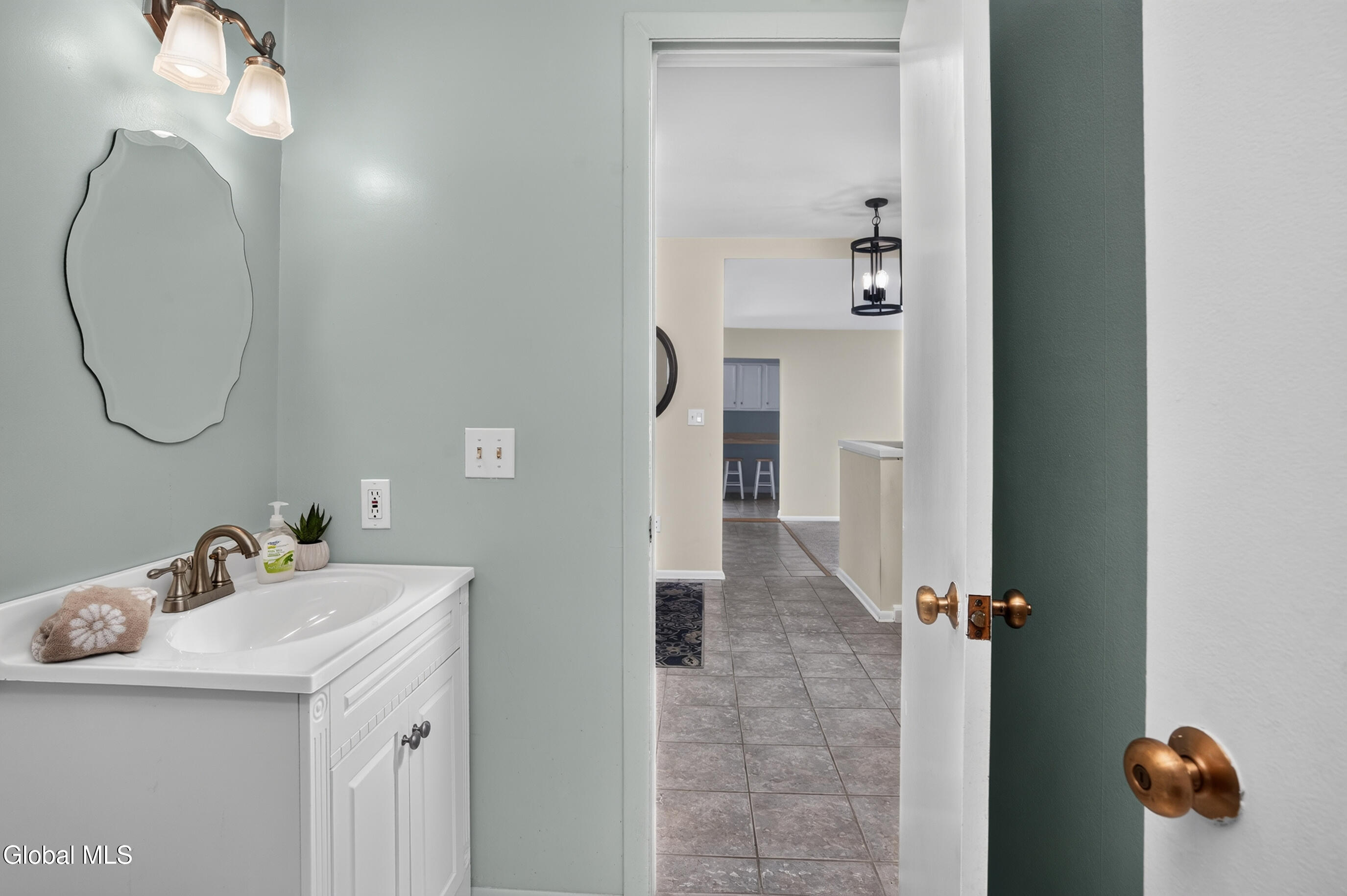 901 Huntington Court East Greenbush NY 12061
