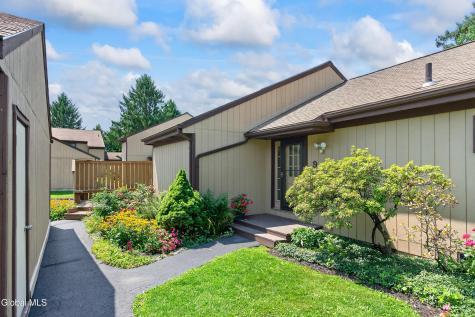 901 Huntington Court East Greenbush NY 12061