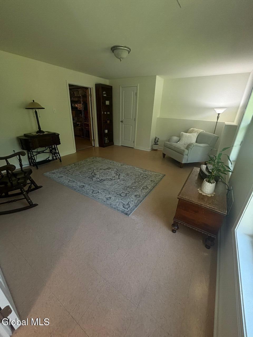 701 Royale Court Troy NY 12180
