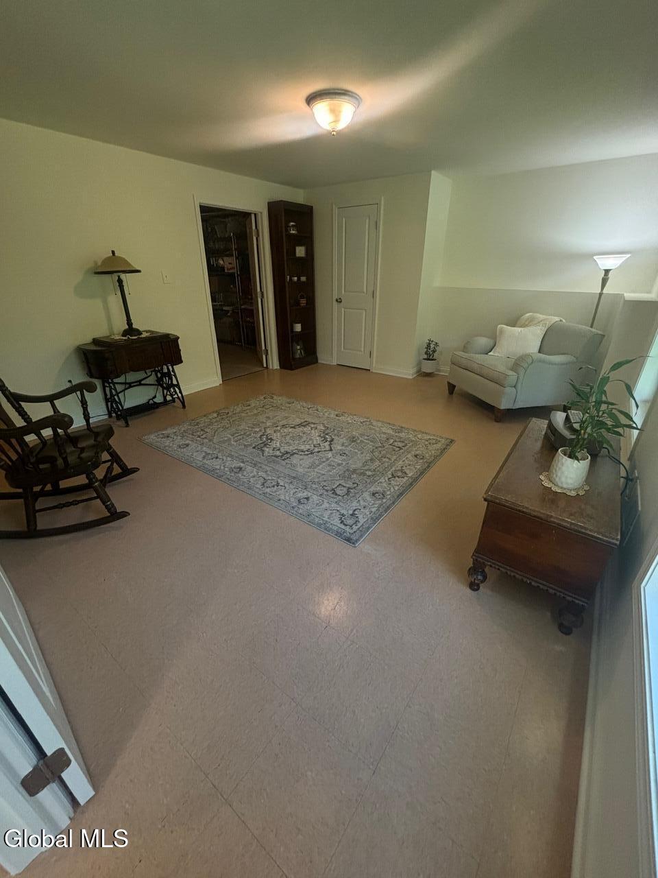 701 Royale Court Troy NY 12180