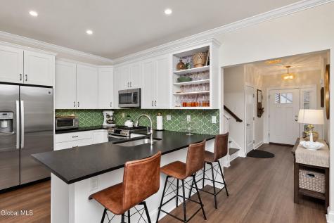 3 Canterbury Lane Delmar NY 12054