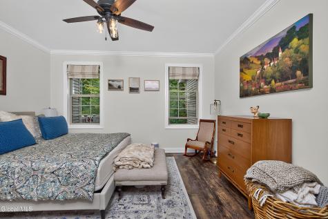 3 Canterbury Lane Delmar NY 12054