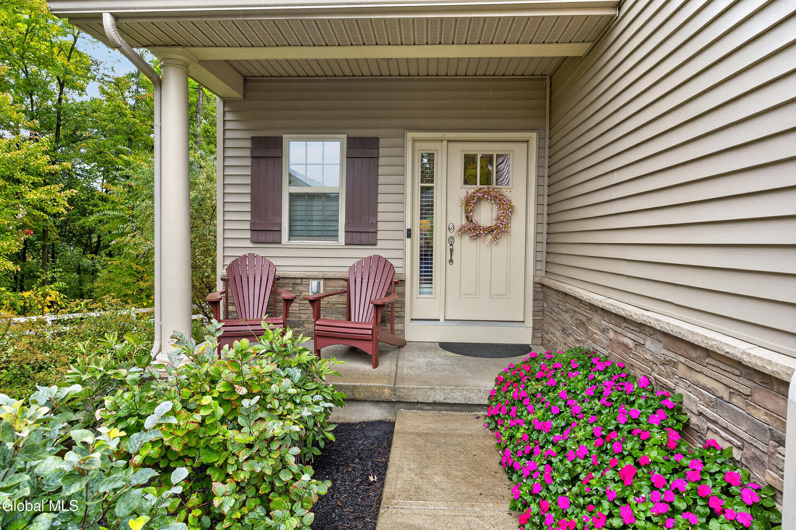 3 Canterbury Lane Delmar NY 12054
