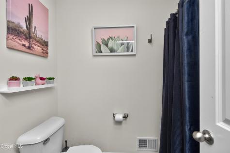 3 Canterbury Lane Delmar NY 12054