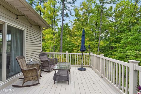 3 Canterbury Lane Delmar NY 12054