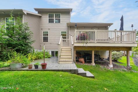 3 Canterbury Lane Delmar NY 12054