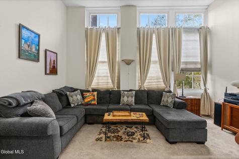 137 Front Street Schenectady NY 12305