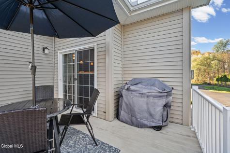 102 Worthington Terrace Wynantskill NY 12198