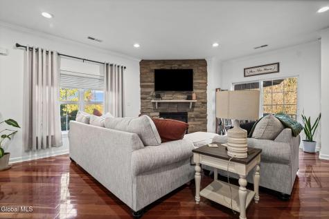 102 Worthington Terrace Wynantskill NY 12198