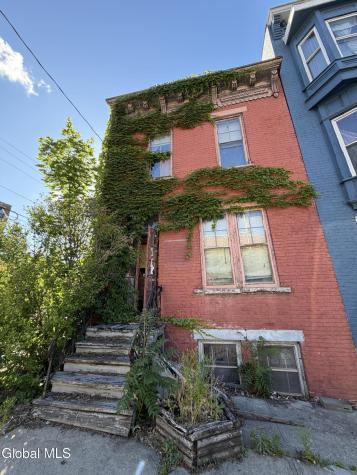 161.5 Lark Street Albany NY 12210