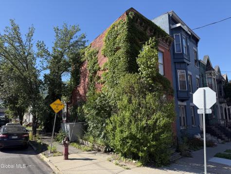 161.5 Lark Street Albany NY 12210