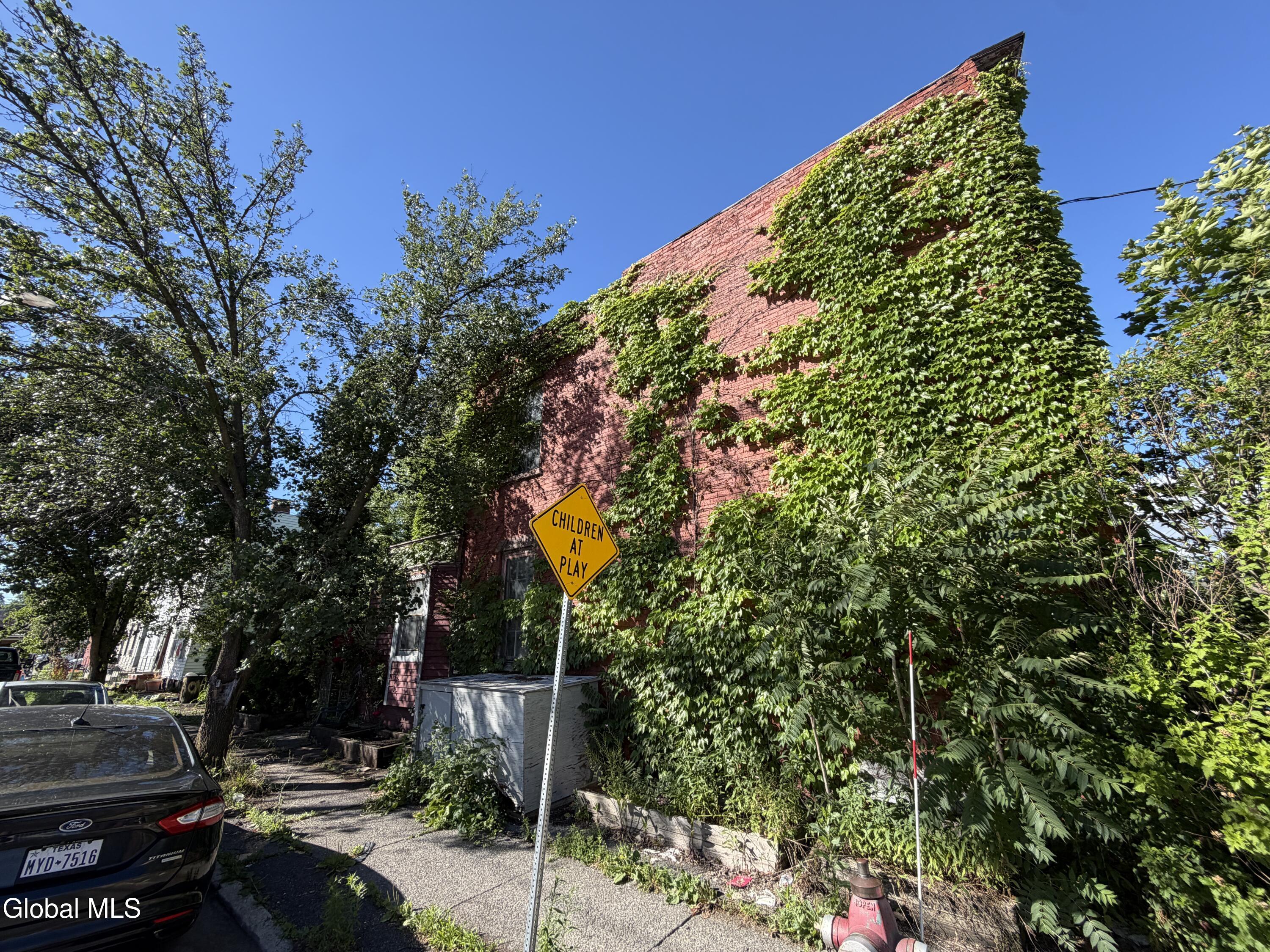 161.5 Lark Street Albany NY 12210