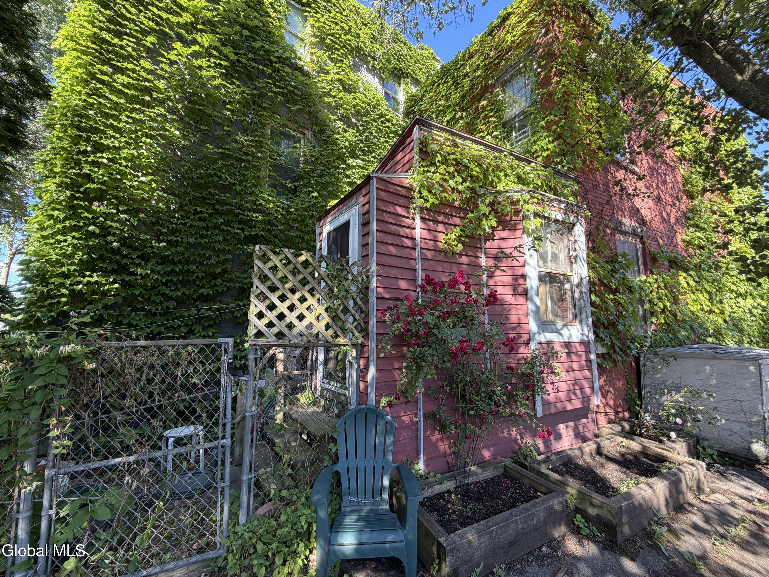 161.5 Lark Street Albany NY 12210