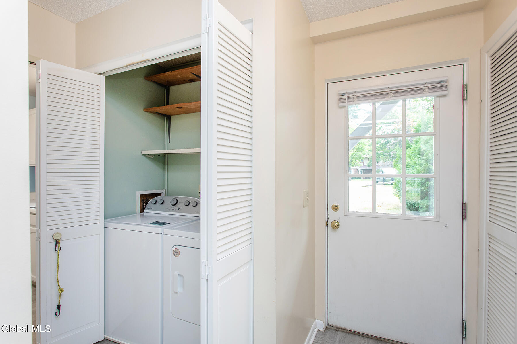 5 Queensway Queensbury NY 12804