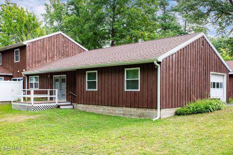 5 Queensway Queensbury NY 12804